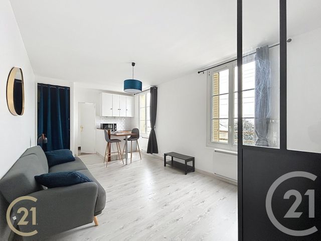 Appartement Studio à louer - 1 pièce - 28.0 m2 - MONTIGNY SUR LOING - 77 - ILE-DE-FRANCE - Century 21 Agence Notre-Dame