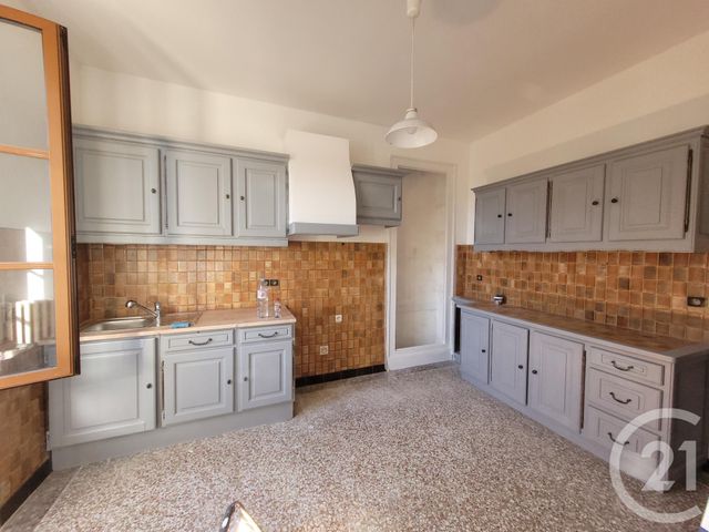 Appartement F4 à louer - 4 pièces - 78.8 m2 - VARENNES SUR SEINE - 77 - ILE-DE-FRANCE - Century 21 Agence Notre-Dame