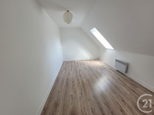 maison à louer - 4 pièces - 80.54 m2 - HERICY - 77 - ILE-DE-FRANCE - Century 21 Agence Notre-Dame