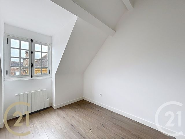 Appartement F2 à louer - 2 pièces - 31.71 m2 - MORET SUR LOING - 77 - ILE-DE-FRANCE - Century 21 Agence Notre-Dame