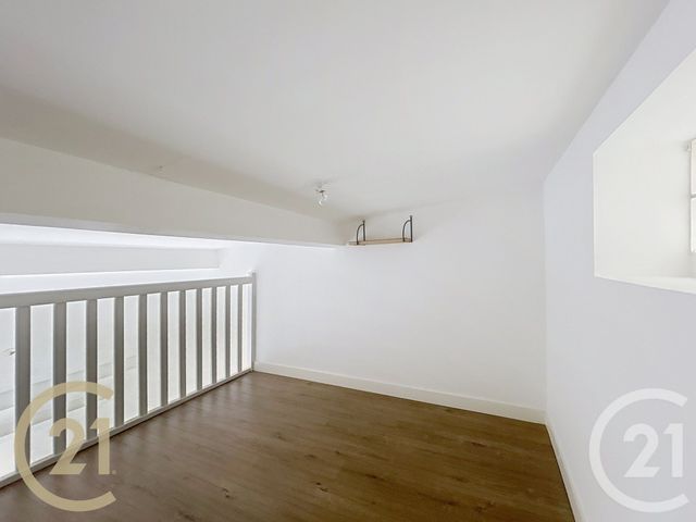 Appartement F2 à louer - 2 pièces - 31.71 m2 - MORET SUR LOING - 77 - ILE-DE-FRANCE - Century 21 Agence Notre-Dame