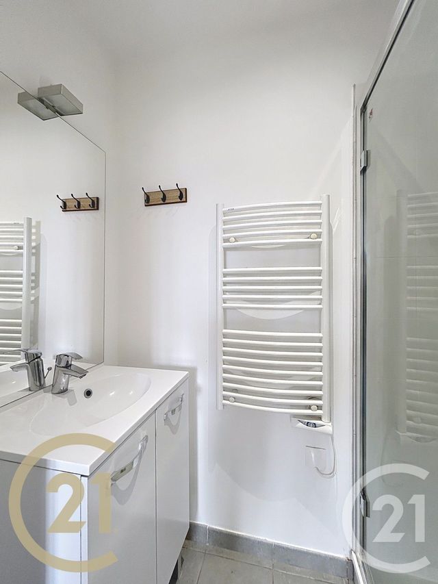 Appartement F2 à louer - 2 pièces - 31.71 m2 - MORET SUR LOING - 77 - ILE-DE-FRANCE - Century 21 Agence Notre-Dame