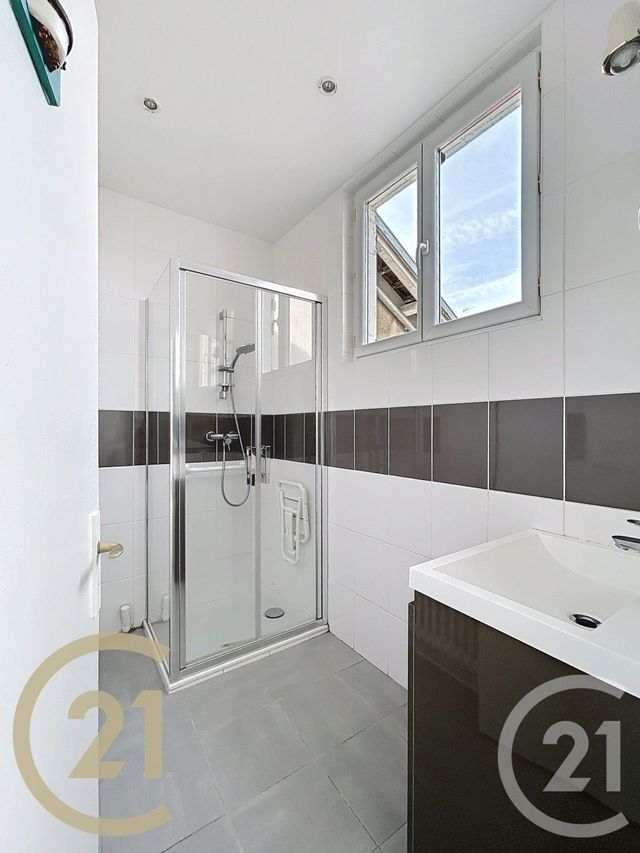 maison à louer - 3 pièces - 70.0 m2 - MORET SUR LOING - 77 - ILE-DE-FRANCE - Century 21 Agence Notre-Dame