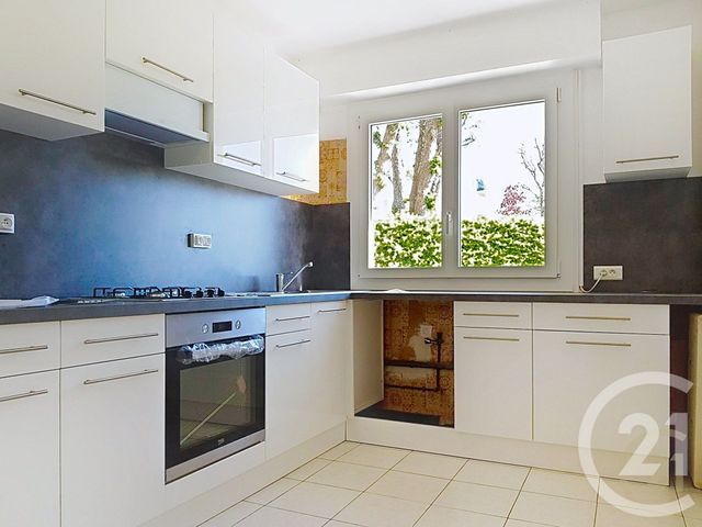 Appartement F3 à vendre - 3 pièces - 60.23 m2 - MORET LOING ET ORVANNE - 77 - ILE-DE-FRANCE - Century 21 Agence Notre-Dame