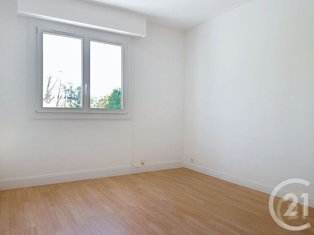 Appartement F3 à vendre - 3 pièces - 60.23 m2 - MORET LOING ET ORVANNE - 77 - ILE-DE-FRANCE - Century 21 Agence Notre-Dame