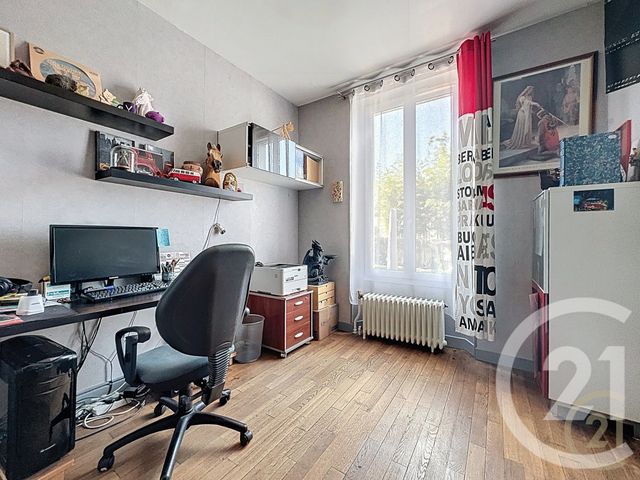 maison à vendre - 5 pièces - 117.0 m2 - MORET SUR LOING - 77 - ILE-DE-FRANCE - Century 21 Agence Notre-Dame