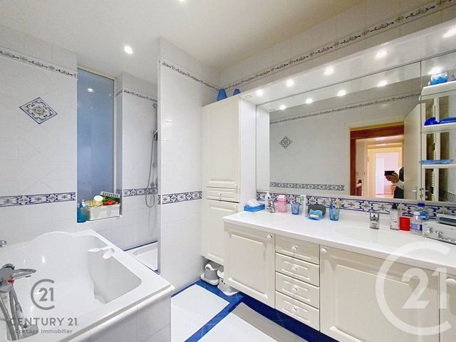 maison à vendre - 11 pièces - 320.0 m2 - NEMOURS - 77 - ILE-DE-FRANCE - Century 21 Agence Notre-Dame