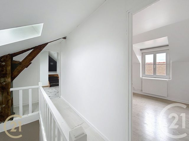 maison à louer - 6 pièces - 117.0 m2 - MORET SUR LOING - 77 - ILE-DE-FRANCE - Century 21 Agence Notre-Dame