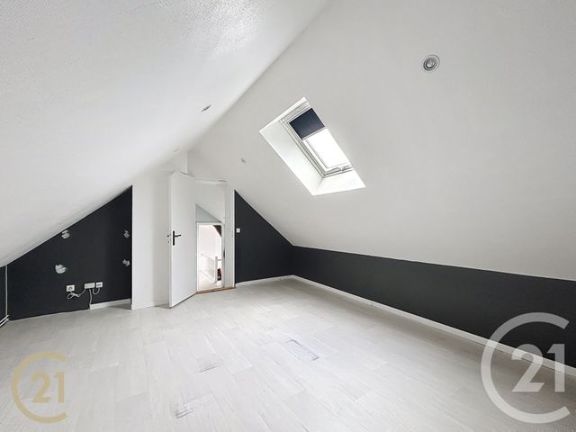 maison à louer - 6 pièces - 117.0 m2 - MORET SUR LOING - 77 - ILE-DE-FRANCE - Century 21 Agence Notre-Dame