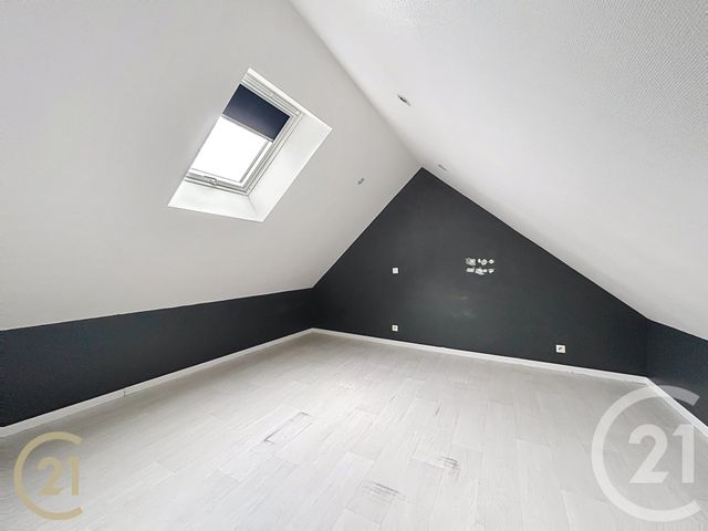 maison à louer - 6 pièces - 117.0 m2 - MORET SUR LOING - 77 - ILE-DE-FRANCE - Century 21 Agence Notre-Dame