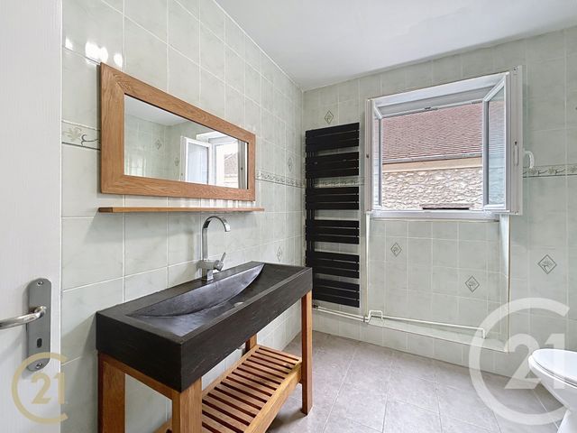 maison à louer - 6 pièces - 117.0 m2 - MORET SUR LOING - 77 - ILE-DE-FRANCE - Century 21 Agence Notre-Dame