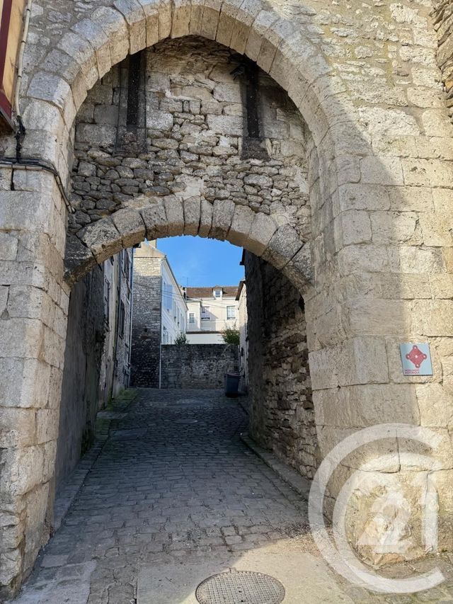 Appartement Studio à vendre - 1 pièce - 32.11 m2 - MORET SUR LOING - 77 - ILE-DE-FRANCE - Century 21 Agence Notre-Dame