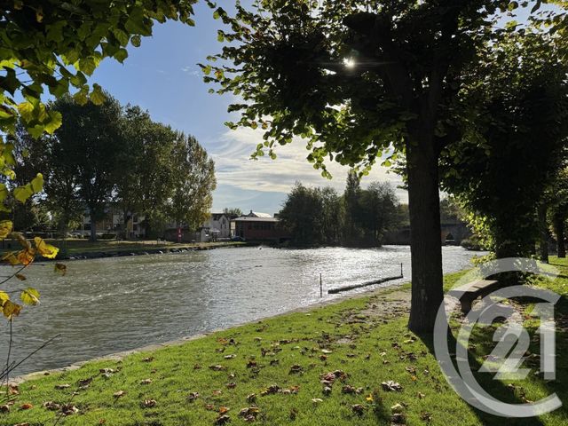 Appartement Studio à vendre - 1 pièce - 32.11 m2 - MORET SUR LOING - 77 - ILE-DE-FRANCE - Century 21 Agence Notre-Dame