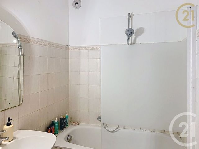 Appartement Studio à vendre - 1 pièce - 32.11 m2 - MORET SUR LOING - 77 - ILE-DE-FRANCE - Century 21 Agence Notre-Dame