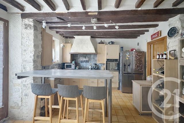 maison à vendre - 7 pièces - 145.42 m2 - MORET SUR LOING - 77 - ILE-DE-FRANCE - Century 21 Agence Notre-Dame