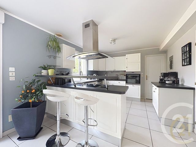 maison à vendre - 8 pièces - 176.55 m2 - THOMERY - 77 - ILE-DE-FRANCE - Century 21 Agence Notre-Dame