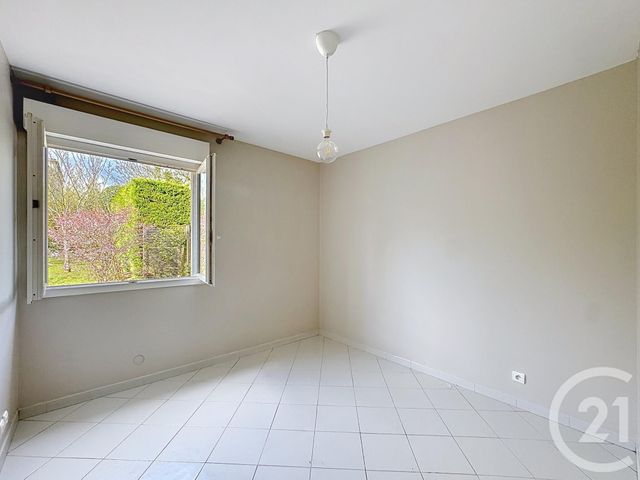 Appartement F3 à louer - 3 pièces - 68.83 m2 - AVON - 77 - ILE-DE-FRANCE - Century 21 Agence Notre-Dame