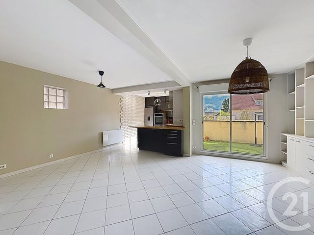 Appartement F3 à louer - 3 pièces - 68.83 m2 - AVON - 77 - ILE-DE-FRANCE - Century 21 Agence Notre-Dame