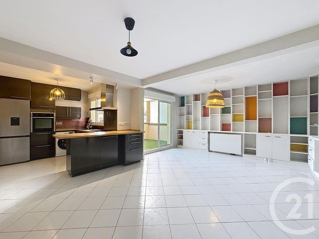 Appartement F3 à louer - 3 pièces - 68.83 m2 - AVON - 77 - ILE-DE-FRANCE - Century 21 Agence Notre-Dame