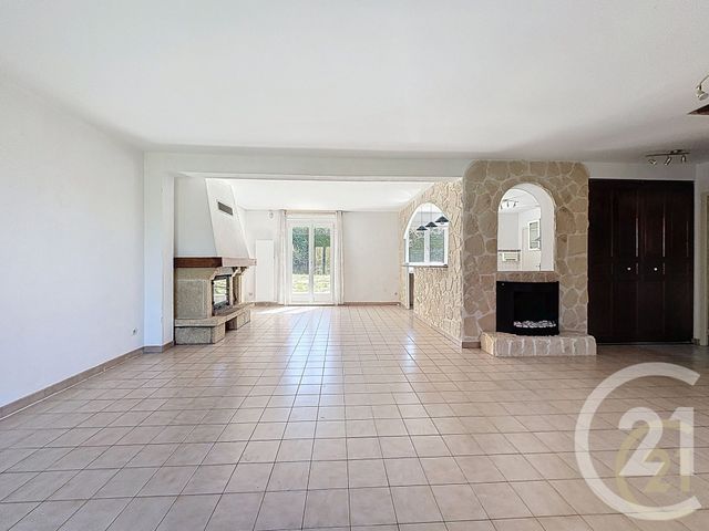 maison à vendre - 5 pièces - 128.49 m2 - MORET LOING ET ORVANNE - 77 - ILE-DE-FRANCE - Century 21 Agence Notre-Dame