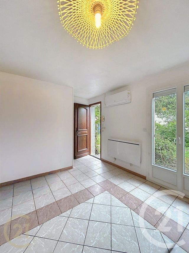 maison à louer - 2 pièces - 59.3 m2 - HERICY - 77 - ILE-DE-FRANCE - Century 21 Agence Notre-Dame