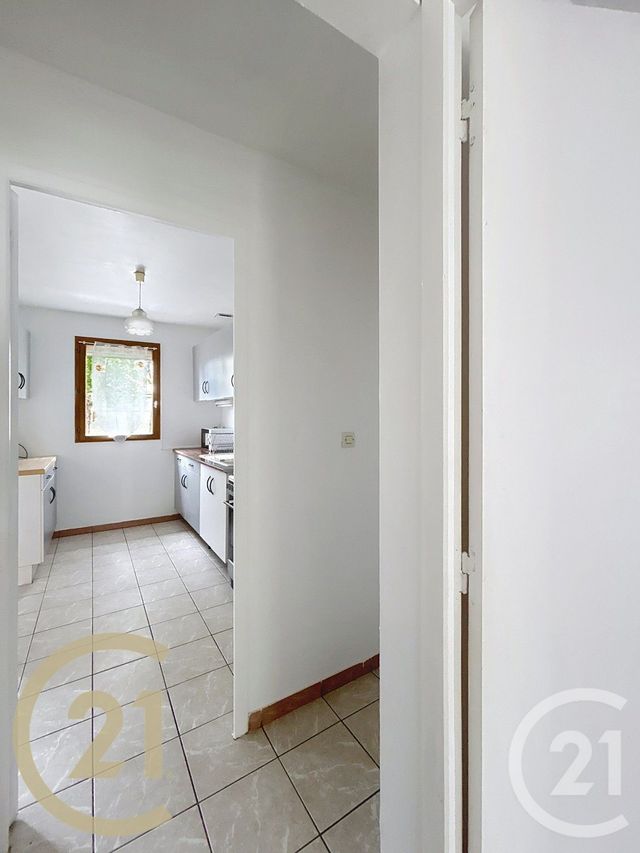 maison à louer - 2 pièces - 59.3 m2 - HERICY - 77 - ILE-DE-FRANCE - Century 21 Agence Notre-Dame
