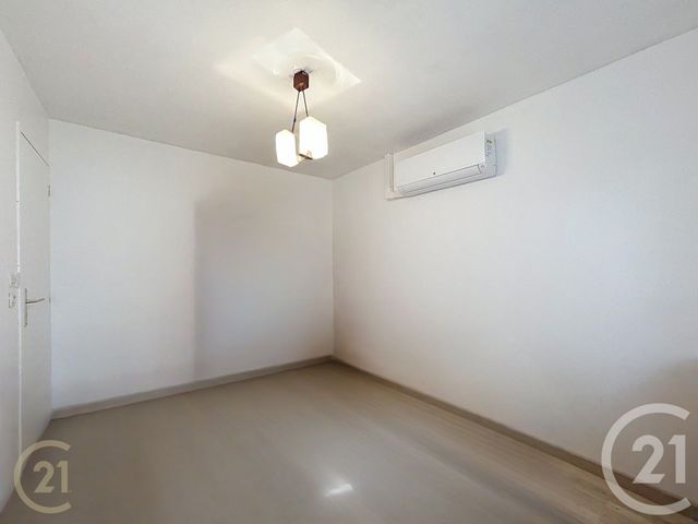 maison à louer - 2 pièces - 59.3 m2 - HERICY - 77 - ILE-DE-FRANCE - Century 21 Agence Notre-Dame