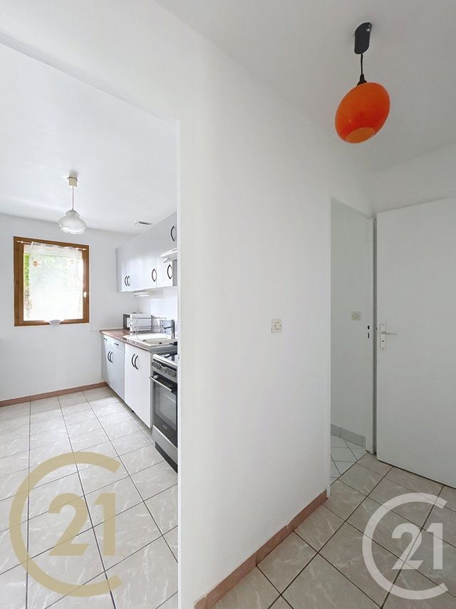 maison à louer - 2 pièces - 59.3 m2 - HERICY - 77 - ILE-DE-FRANCE - Century 21 Agence Notre-Dame