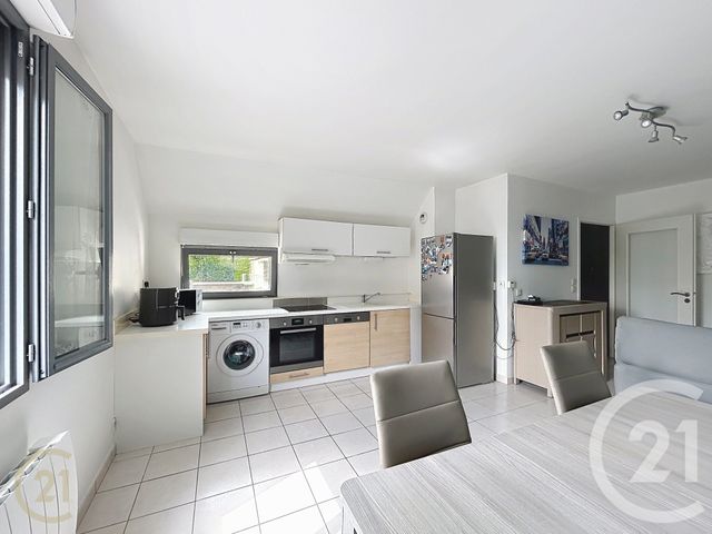 Appartement à louer - 2 pièces - 48.57 m2 - ECUELLES - 77 - ILE-DE-FRANCE - Century 21 Agence Notre-Dame