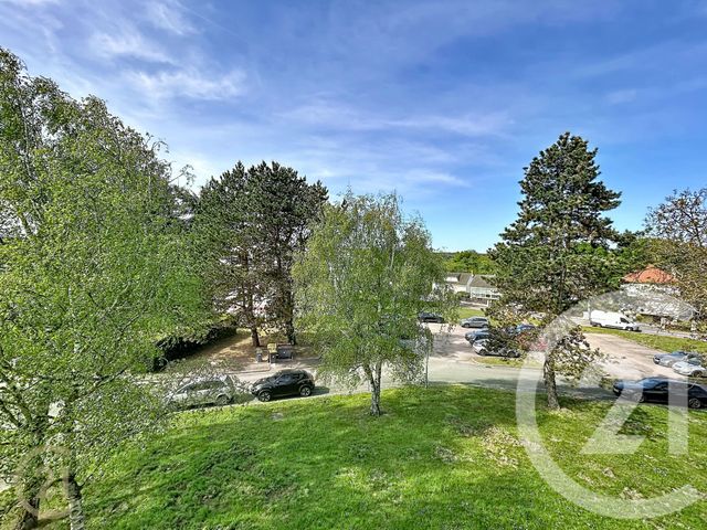 Appartement F4 à louer - 4 pièces - 100.09 m2 - ST MAMMES - 77 - ILE-DE-FRANCE - Century 21 Agence Notre-Dame