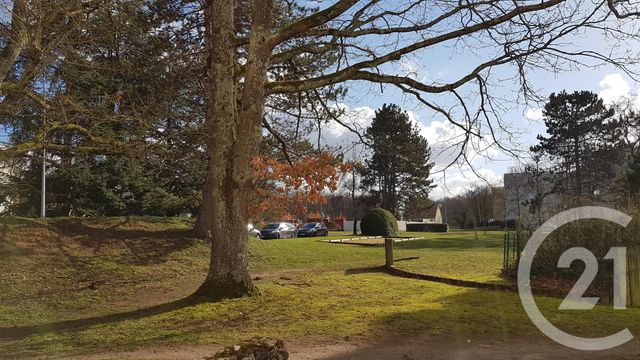 Appartement F3 à louer - 3 pièces - 81.02 m2 - ST MAMMES - 77 - ILE-DE-FRANCE - Century 21 Agence Notre-Dame