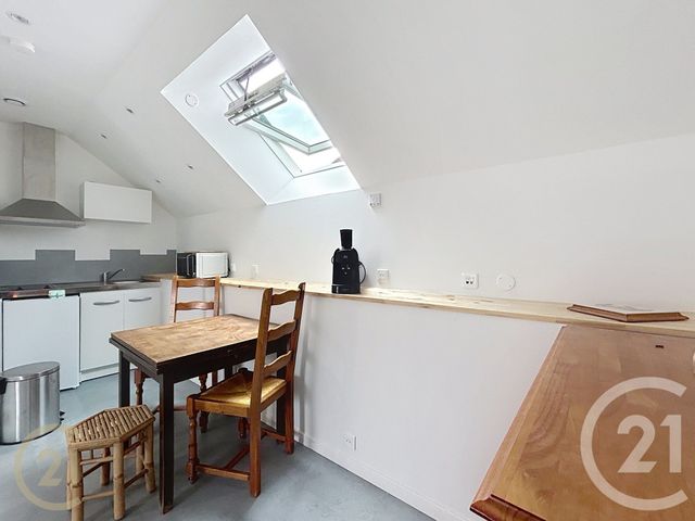 Appartement T2 à louer - 2 pièces - 26.03 m2 - ST MAMMES - 77 - ILE-DE-FRANCE - Century 21 Agence Notre-Dame