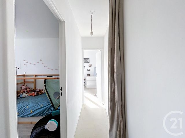 Appartement F4 à louer - 4 pièces - 79.85 m2 - MORET SUR LOING - 77 - ILE-DE-FRANCE - Century 21 Agence Notre-Dame
