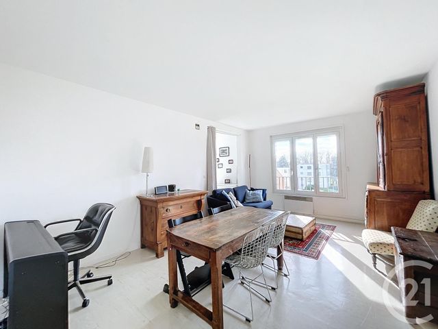 Appartement F4 à louer - 4 pièces - 79.85 m2 - MORET SUR LOING - 77 - ILE-DE-FRANCE - Century 21 Agence Notre-Dame