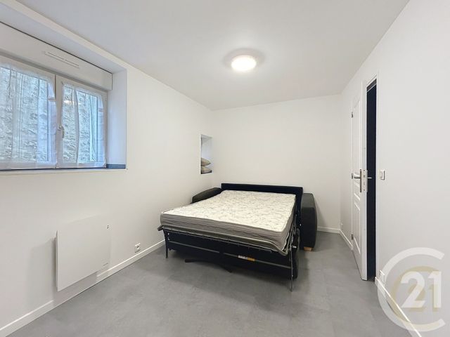 Appartement Studio à louer - 1 pièce - 22.75 m2 - ST MAMMES - 77 - ILE-DE-FRANCE - Century 21 Agence Notre-Dame
