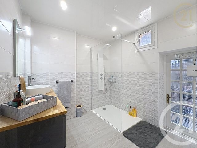 maison à vendre - 4 pièces - 90.95 m2 - MORET SUR LOING - 77 - ILE-DE-FRANCE - Century 21 Agence Notre-Dame