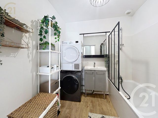 Appartement F2 à louer - 2 pièces - 40.94 m2 - CHAMPAGNE SUR SEINE - 77 - ILE-DE-FRANCE - Century 21 Agence Notre-Dame