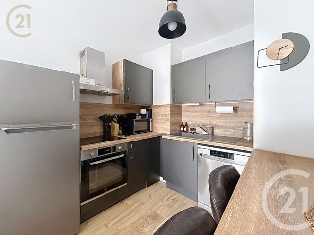 Appartement F2 à louer - 2 pièces - 40.94 m2 - CHAMPAGNE SUR SEINE - 77 - ILE-DE-FRANCE - Century 21 Agence Notre-Dame
