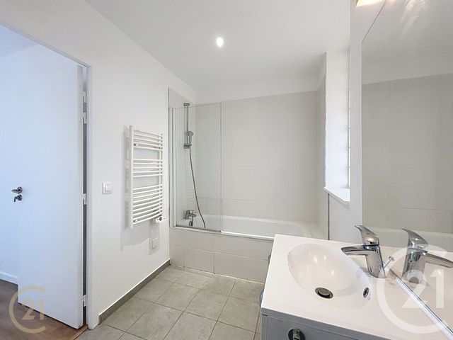 Appartement F2 à louer - 2 pièces - 40.67 m2 - MORET SUR LOING - 77 - ILE-DE-FRANCE - Century 21 Agence Notre-Dame