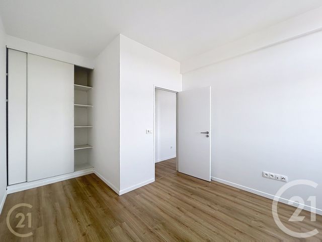 Appartement F2 à louer - 2 pièces - 40.67 m2 - MORET SUR LOING - 77 - ILE-DE-FRANCE - Century 21 Agence Notre-Dame