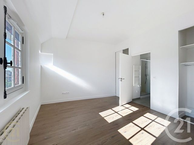 Appartement F4 à louer - 4 pièces - 86.51 m2 - MORET SUR LOING - 77 - ILE-DE-FRANCE - Century 21 Agence Notre-Dame