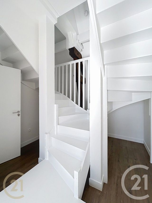 Appartement F4 à louer - 4 pièces - 86.51 m2 - MORET SUR LOING - 77 - ILE-DE-FRANCE - Century 21 Agence Notre-Dame