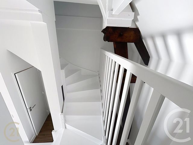 Appartement F4 à louer - 4 pièces - 86.51 m2 - MORET SUR LOING - 77 - ILE-DE-FRANCE - Century 21 Agence Notre-Dame