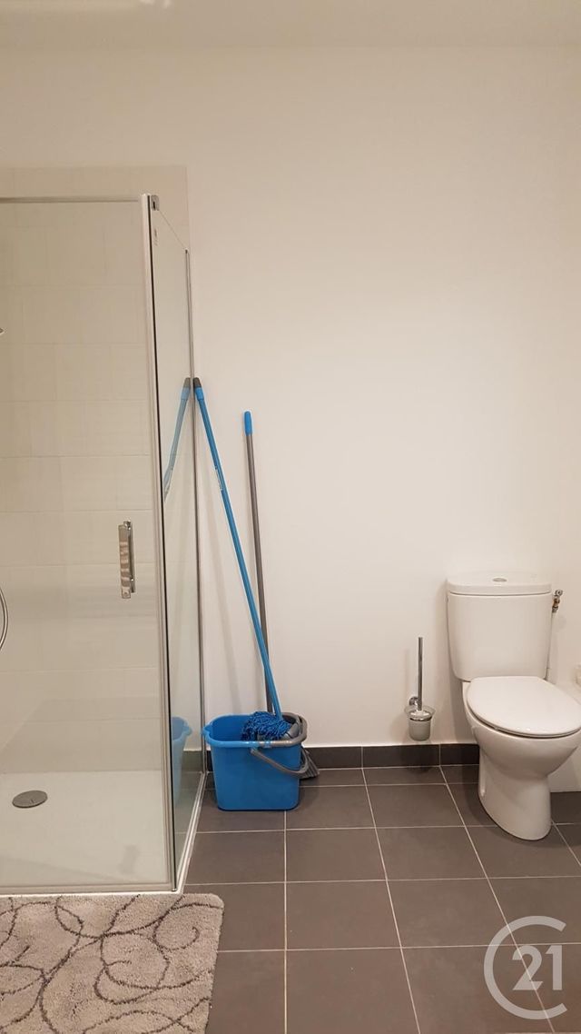 Appartement F2 à louer - 2 pièces - 45.0 m2 - FONTAINEBLEAU - 77 - ILE-DE-FRANCE - Century 21 Agence Notre-Dame