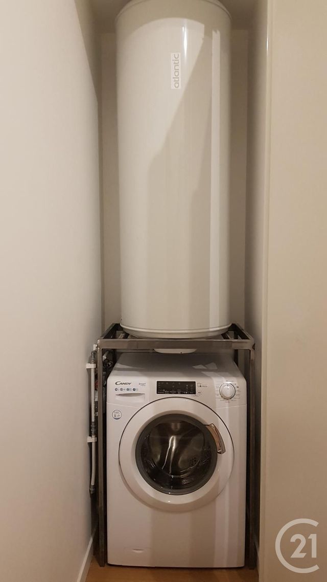 Appartement F2 à louer - 2 pièces - 45.0 m2 - FONTAINEBLEAU - 77 - ILE-DE-FRANCE - Century 21 Agence Notre-Dame