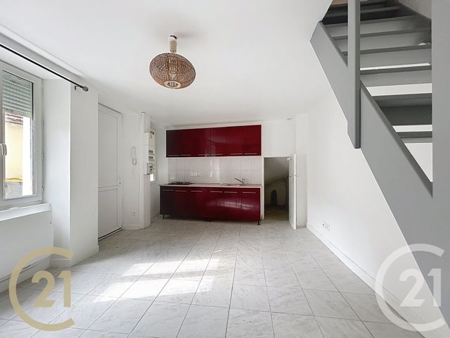 Appartement F2 à louer - 2 pièces - 31.67 m2 - CHAMPAGNE SUR SEINE - 77 - ILE-DE-FRANCE - Century 21 Agence Notre-Dame