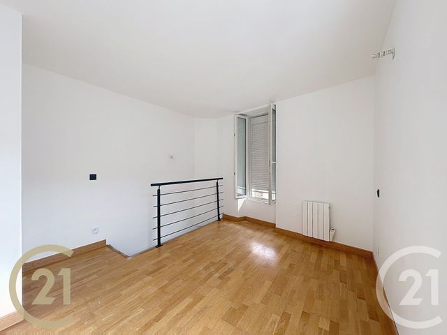 Appartement F2 à louer - 2 pièces - 31.67 m2 - CHAMPAGNE SUR SEINE - 77 - ILE-DE-FRANCE - Century 21 Agence Notre-Dame