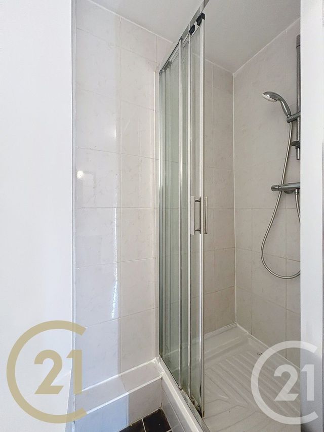 Appartement F2 à louer - 2 pièces - 31.67 m2 - CHAMPAGNE SUR SEINE - 77 - ILE-DE-FRANCE - Century 21 Agence Notre-Dame