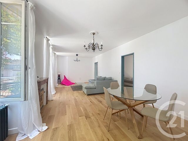 Appartement à louer - 3 pièces - 67.18 m2 - FONTAINEBLEAU - 77 - ILE-DE-FRANCE - Century 21 Agence Notre-Dame
