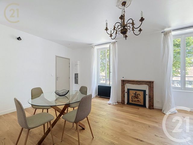 Appartement à louer - 3 pièces - 67.18 m2 - FONTAINEBLEAU - 77 - ILE-DE-FRANCE - Century 21 Agence Notre-Dame